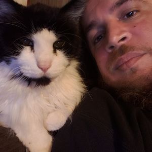 Meet your Posher, Dustin